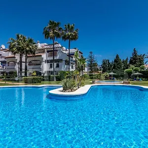 Apartamento Solguest A 7 Minutos De Puerto Banus 1ª Linea Playa!!!, Marbella